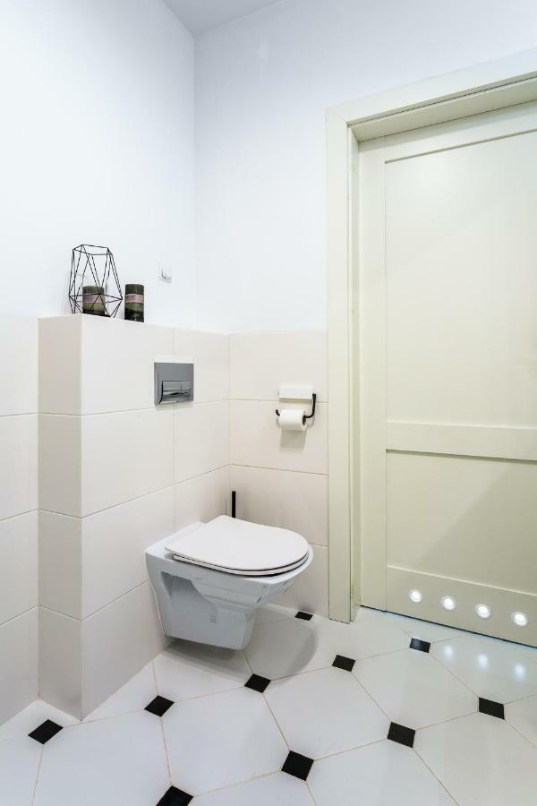 Apartament 43 Z Widokiem Na Jezioro - กีจิซโก ภายนอก รูปภาพ